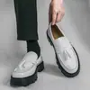 Zapatos de Cuero Brillantes con Suela Gruesa sin Cordones Transfronterizos, Zapatos Formales de Estilo Británico para Negocios Casuales, Mocasines con Borlas, Zapatos de Talla Grande para Hombre