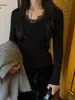 Camiseta Base de Punto Color Blanco Crudo Estilo Suave Acme para Mujer con Escote en V de Encaje Canalé Ajustado Capa Interior 11898