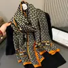 Nova Moda Estilo Primavera e Verão 2025 Lenço Longo de Seda Elegante Lenço Longo de Cetim Lijing para Mãe Leve Versátil para Viagem