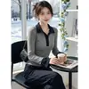 Camiseta de manga larga ajustada para mujer con cuello polo de color contrastante, nuevo top básico de alta gama para principios de otoño 2026