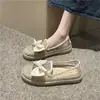Sapato Único Branco com Estampa de Grou Roupa Externa Feminina 2026 Novo Estilo Versão Coreana Sapato de Palha com Renda Sapato Casual com Solado Macio Sapato para Aumentar a Altura Pessoa Preguiçosa Estudante