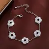 Popular Pulseira Estrela Flor Vazada com Zircônia Microincrustada Estilo Coreano para Mulheres, Versátil, Atemporal, Intelectual e Elegante