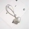 Pulsera de Corazón de Melocotón de Cuero DIY Colgante de Bolso Simple Llavero de Coche Accesorios para Ropa Colgante de Mochila de Pareja