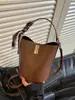 Bolso cubo transfronterizo, gran capacidad, nueva colección otoño 2026, de nicho y moderno, bolso tote versátil, bolso cruzado para el trabajo