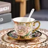 Conjunto de xícara e pires de café em cerâmica estilo europeu, conjunto de chá criativo de alta qualidade com borda dourada para uso doméstico, copo de água para sala de estar, caneca, xícara de chá floral