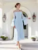 Vestido azul claro de hombros descubiertos para Amazon transfronterizo, estilo delicado, cuello halter, ceñido a la cintura, vestido ligero para fiesta anual