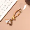 Madera Arcoíris Serie de Sanación de Celebridades de Internet Muñeca de Estrella y Luna Dibujo Animado Lindo Colgante para Bolsa Enrollada a Mano Llavero Colgante Colgante para Teléfono