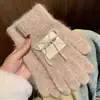 Luvas de Tricô com Laço de Pelo Sintético de Coelho para Estudantes, Fofas Estilo Coreano Outono e Inverno Aquecidas para Ciclismo Tendência Luvas Cinzas Sem Dedos Coreanas