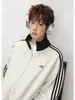 Chamarra estilo americano de calle con bloques de color de tres rayas y cuello alto, unisex, colección de otoño, chamarra abierta informal deportiva de moda, corte holgado, adecuada para parejas