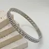 Pulseira de Aço Titânio com Padrão de Muralha da China para Mulheres, Estilo Palácio Retrô, Design Exclusivo, Luxo Discreto, Design de Alta Qualidade, Joia de Novo Estilo