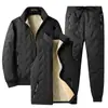 Nuevo conjunto cálido de tres piezas para hombre, venta al por mayor transfronteriza, otoño e invierno: cuello mao, chaleco forrado de sherpa y pantalones de algodón ultrasónico