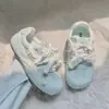 Zapatillas de mujer con cordones 2026 otoño nuevo zapatos blancos dulces con un estilo de ballet femenino, zapatos casuales de suela blanda