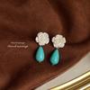 Pendientes de Botón de Lujo de Estilo Francés Vintage, Elegantes y Versátiles, Chapados en Plata con Diseño Elaborado, Pendientes de Declaración Hechos de Fábrica