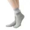 Calcetines Coreanos Dulces de Media Pantorrilla Finos y Transpirables para Primavera y Verano con Encaje de Moño Calcetines Lolita, Calcetines JK con Rayas Verticales Antideslizantes