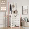 Zapatero sencillo para puerta para uso doméstico, multicapa, a prueba de polvo, resistente, adecuado para dormitorios y apartamentos de alquiler, estante de almacenamiento integrado para zapatos y sombreros