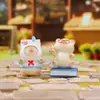 Nuevo Modelo del Lindo Gato de la Serie "Escape de la Escuela" en Caja Sorpresa, Adecuado como Decoración de Escritorio o Regalo de Cumpleaños