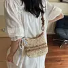 Bolso de mano tejido hueco transfronterizo, bolso cuadrado pequeño con un ambiente relajado, perfecto para vacaciones en la playa, bolso cruzado para teléfono, bolso de paja con temática de bosque
