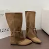 Botas de perna grossa empilhadas com circunferência grande de cano, bico fino, botas de cowboy de nicho, botas longas, botas de montaria plissadas, design retrô western