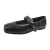 Zapatos Planos Versátiles Bailarinas de Corte Bajo Zapatos de una Sola Pieza Mujer Primavera 2026 Nuevo Estilo Retro Francés Zapatos Mary Jane de Correa Única