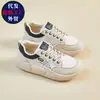 Zapatillas Deportivas para Correr de Estudiante Mujer Modelo Nuevo 2026, Verano Versátiles de Malla Transpirable Antideslizantes con Suela Suave Calzado Deportivo Casual