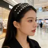 Diadema Ancha Tachonada Estilo Europeo y Americano para Mujeres, Diadema de Cuero de Corona Alta, Accesorio para el Cabello Único y Elegante