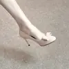 Zapatos Bajos de Salón Cómodos Estilo Chanel para Mujer, Color Sólido, Tacones Finos Versátiles 2024, Estilo Popular, Combinando con Zapatos de Tacón Retro de Moda
