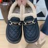 Zapatos de Invierno 2024 Nuevos de Terciopelo Engrosados con Pelo Zapatos de Tela del Viejo Pekín para Mujer Perezosos de Un Pedal Suela Gruesa Zapatos de Algodón Lefu