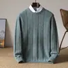 Suéter de cachemira tejido para otoño e invierno, jersey grueso, corte holgado, auténtico de negocios para hombre con cuello redondo, nuevo color liso de lana