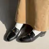 Mocassins de Couro Camélia Estilo Francês Primavera 2026 Salto Grosso Salto Baixo Bico Redondo Couro Genuíno Corte Profundo Sapatos Individuais para Mulheres