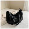 Bolsa Feminina Simples de Grande Capacidade Estilo Ocidental para o Verão 2024 Cor Sólida Nova Primavera Simples Transversal Ombro Tote Bolsa Feminina