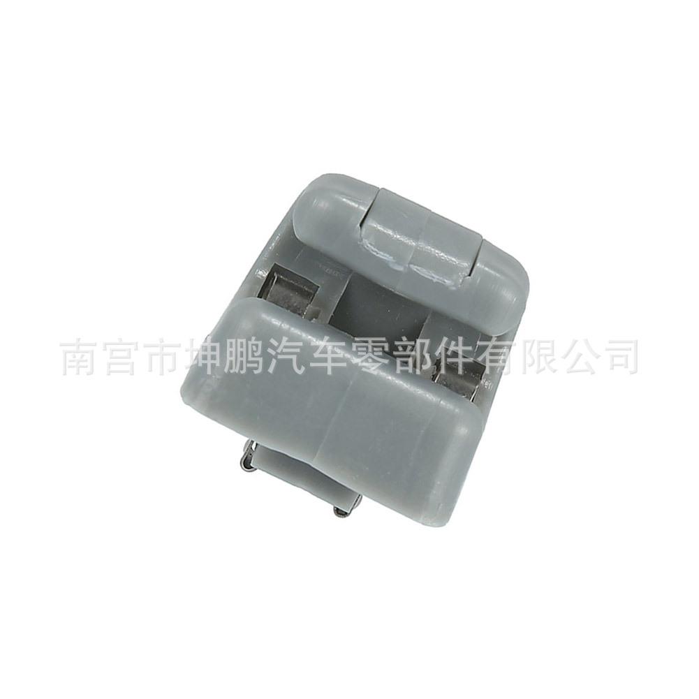 Sc0e984dc82fc44d19e2ff6815f097