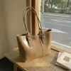 Bolsa Tote para Deslocamento Transfronteiriço para Mulheres, Novo Modelo 2026, Bolsa de Ombro de Alta Qualidade para Primavera de Grande Capacidade, Bolsa Versátil de Ombro