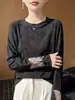 Nueva camiseta de punto bordada estilo chino con cuello redondo, capa interior versátil de manga larga para mujer, top chic estilo chino