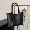 Bolso de Gran Capacidad para Mujer, Nuevo Estilo de Primavera, Bolso de Hombro Casual Simple, Textura de Alta Gama, Bolso Tote para Viajes Diarios