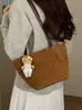 Bolso Tote Retro de Ante con Lunares Yuezi para Mujer Otoño/Invierno 2026 Nuevo Casual Gran Capacidad para Ir al Trabajo Bolso de Hombro Único