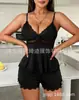 Comercio exterior transfronterizo europeo y americano ganchillo seda de leche sin mangas cuello halter shorts de lencería ropa de casa encaje conjunto de dos piezas para mujer