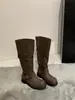Botas altas de diseño nicho estilo coreano para pantorrilla ancha, nuevo modelo primavera-verano 2026, botas de montar adelgazantes de punta redonda para pantorrilla alta
