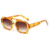 Gafas de sol asimétricas de doble puente populares europeas y americanas transfronterizas, gafas de sol retro personalizadas, gafas de sol de moda para celebridades de internet para mujer