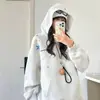 Moletom grosso com capuz e estampa de letras, forrado com fleece, estilo retrô americano para mulheres, corte solto, adequado para primavera e outono, versátil para esportes e deslocamento, jaqueta estilo universitário
