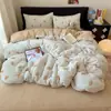 Nuevo juego de sábanas de invierno gruesas para niños, diseño de dibujos animados, terciopelo de leche, juego de cuatro piezas con faldón de cama, fabricante mayorista de dropshipping