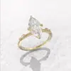 Anel Feminino Huajie Venda Quente Transfronteiriça com Inlay de Cobre, Formato Marquise, Imitação de Moissanita, com Borda de Pérolas, Anel de Luxo de Nicho para Mulheres