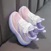 Sapatos Infantis de Primavera, Tênis de Malha Respirável, Sapatos de Malha Versáteis Finos com Solado Macio, Sapatos de Pai Antiderrapantes, Sapatos de Menina