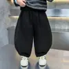 Calça Casual de Outono para Meninos 2026 Nova Versão Coreana para Primavera e Outono Calça Esportiva Solta de Algodão Lavado para Crianças Calça Longa para Bebês