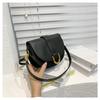 Bolsa pequena feminina de verão simples bolsa feminina 2022 nova moda bolsa mensageiro estilo western ombro axila bolsa sela