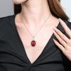 Nova Joalheria Europeia e Americana Simulação Europeia Pombo Corindo Vermelho Cristal Pontiagudo Face Lisa Colar Vintage Pingente Transfronteiriço