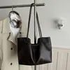 Bolso Tote de Encaje Retro Color Café Otoño/Invierno para Mujer 2026 Simple de Gran Capacidad para Viajes Diarios Bolso de Hombro Único Bolso de Mano de Moda