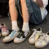 Zapatos Casuales de Lona para Mujer de Alta Gama Modelo 2026 con Patrón Agrietado, Vintage Desgastados, Invisibles Aumentadores de Altura, Versátiles para el Uso Diario, Tenis Estrella