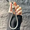 Nuevo Modelo de Comercio Exterior Cadena para Teléfono Full Diamante, Correa de Muñeca Colorida con Pedrería para Teléfono, Cadena Colgante de Llavero Giratorio Venta al por Mayor