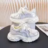 Nuevos Tenis de Malla Estilo Coreano Primavera 2026, Moda Versátil, Suela Suave, Antideslizantes, Ligeros, con Velcro para Niños y Niñas