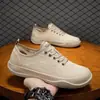 Novos Sapatos Casuais Respiráveis de Verão 2026 para Adolescentes, Tênis de Lona Confortáveis de Cano Baixo Masculinos, Sapatos Planos de Cor Sólida para Dirigir Homens